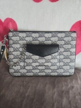 Michael Kors Jet Set 2 In 1 Wristlet And Card Case